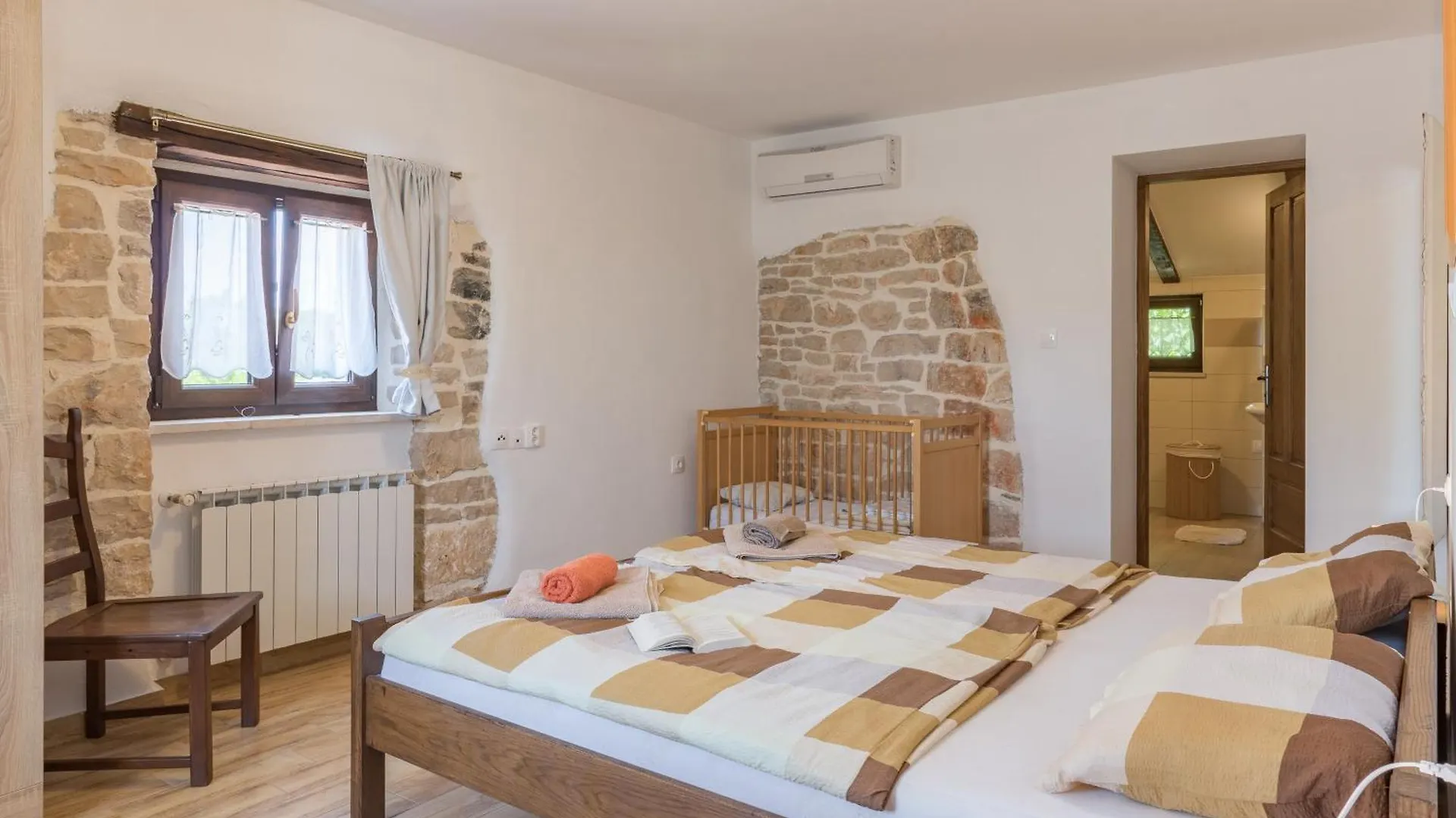 Villa Histria, A Wonderfuly And Luxurious Villa Manjadvorci Kroatië