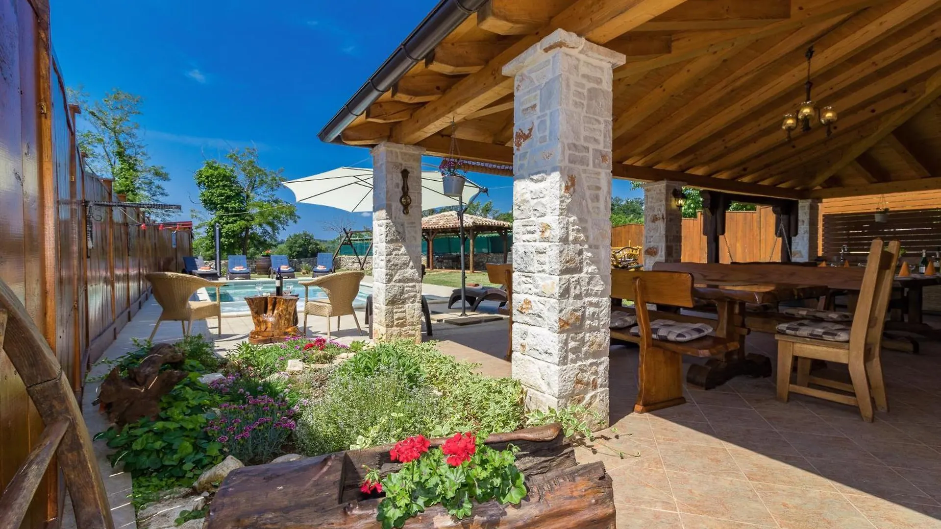 Vakantiehuis Villa Histria, A Wonderfuly And Luxurious Villa Manjadvorci