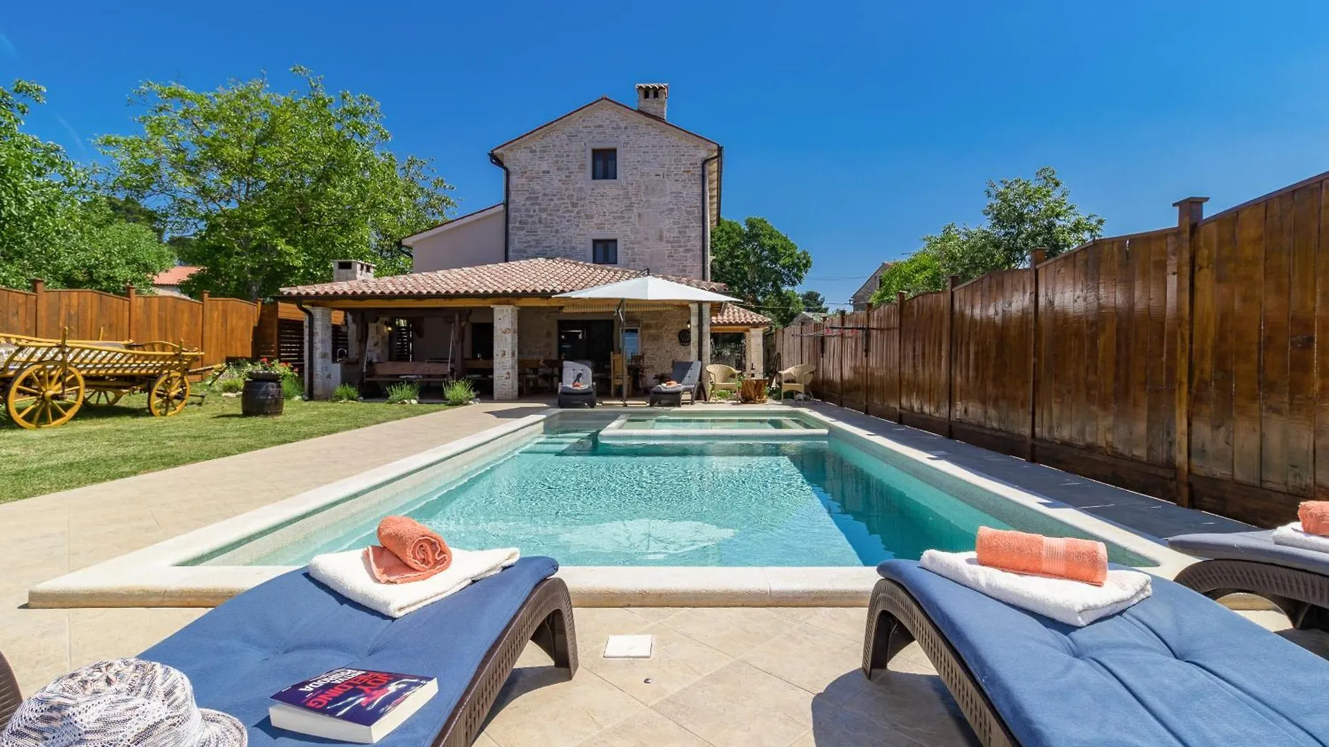Villa Histria, A Wonderfuly And Luxurious Villa Manjadvorci